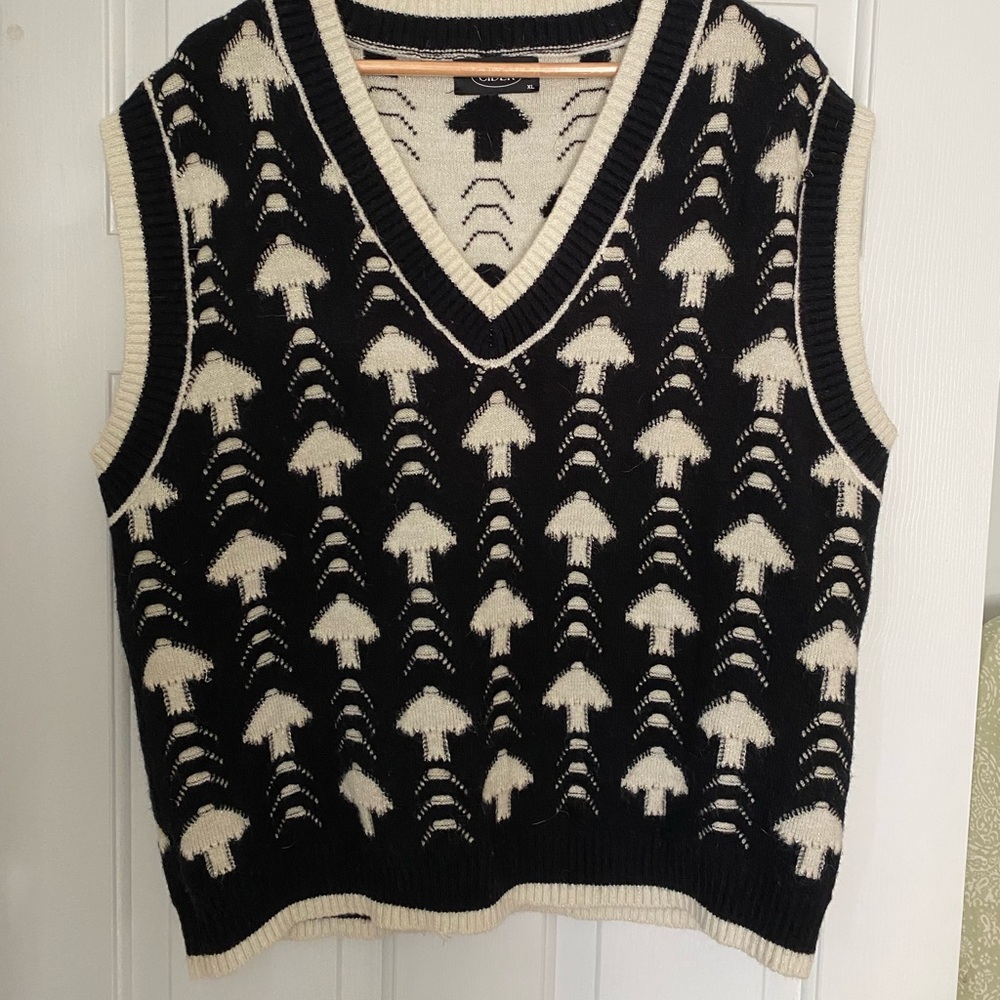 Mushroom Sweater vest